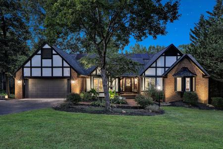 85 Macgregor DR