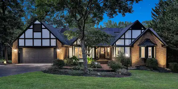 85 Macgregor DR