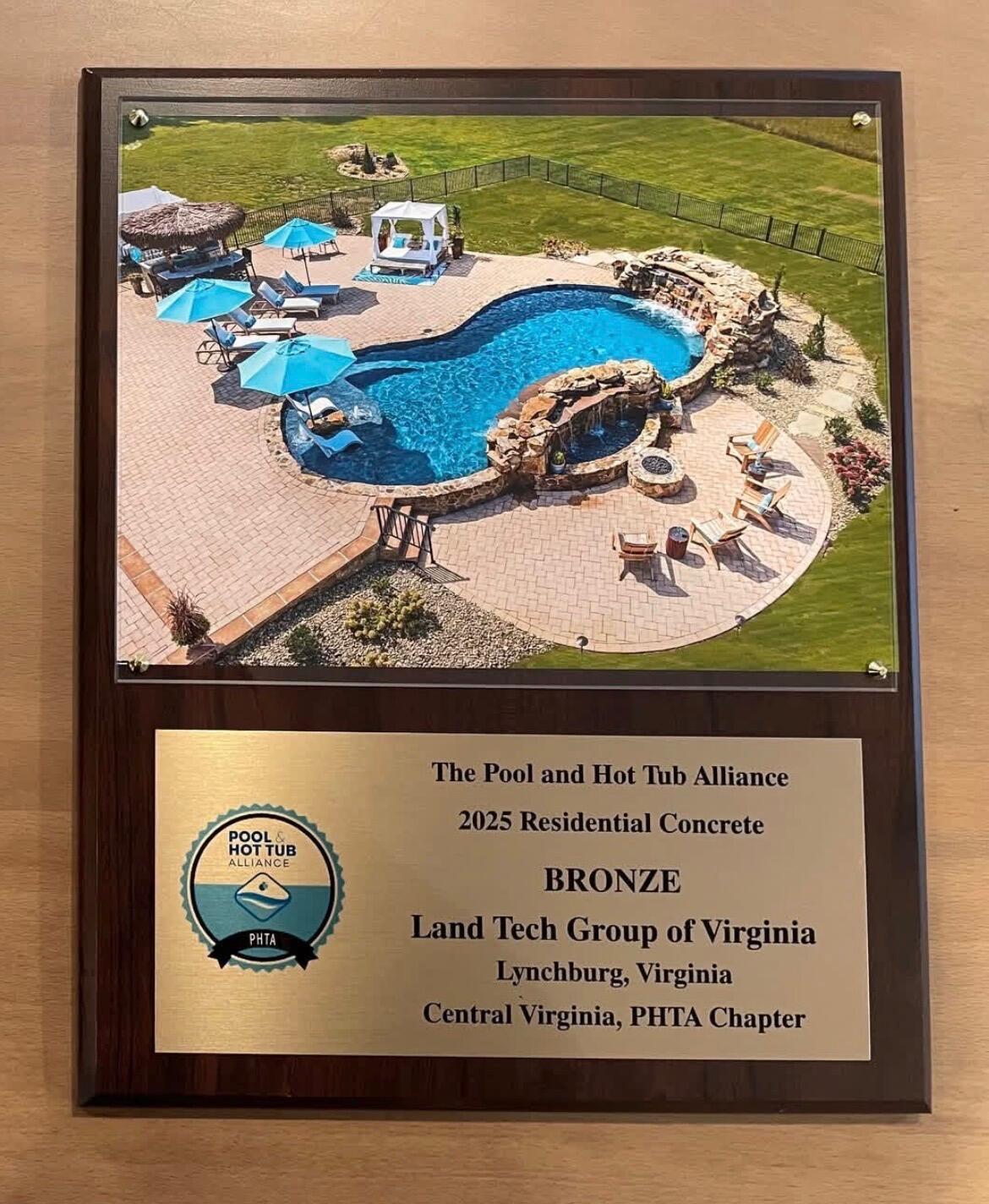 Image 3: International award winning pool