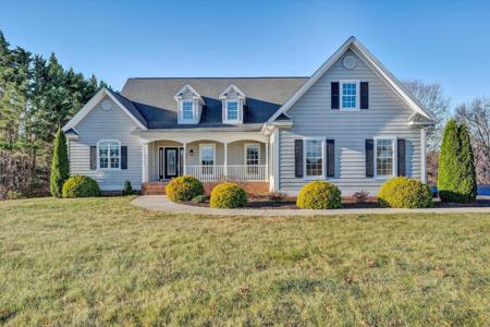50 Hayfield DR