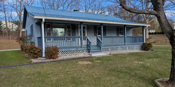45 Meadow View AVE