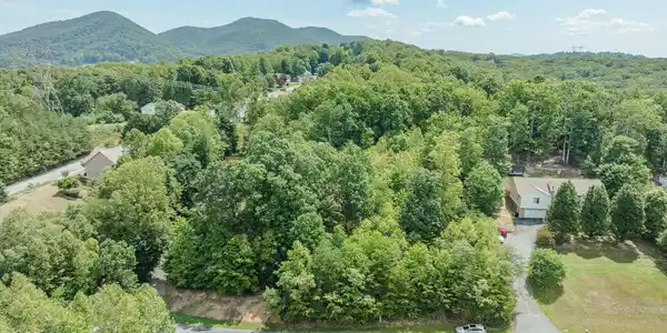 Lot 14 Autumnwood LN