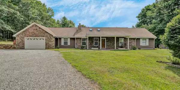 372 Bear Hollow TRL