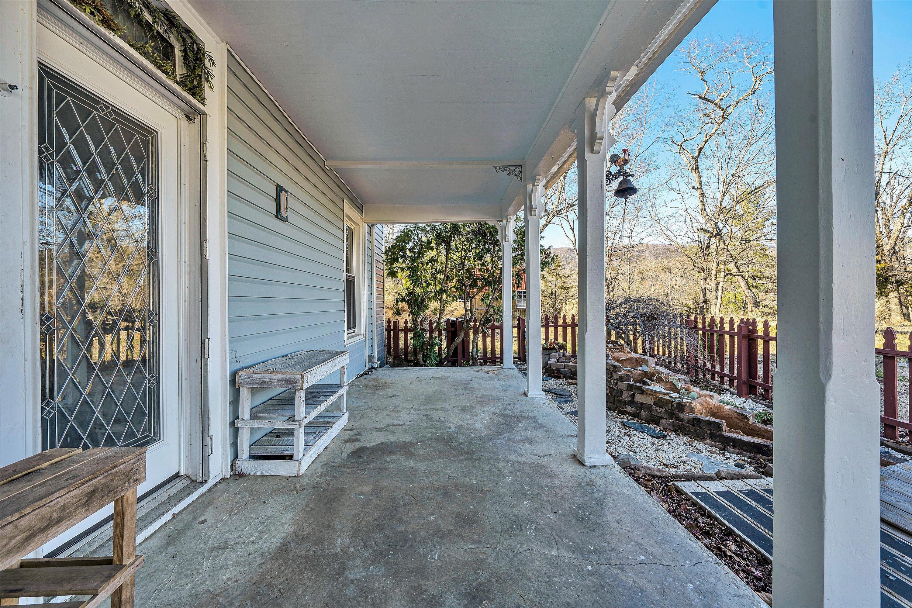 Image 3: 03-DSC00007