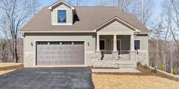 129 Walnut Trace DR