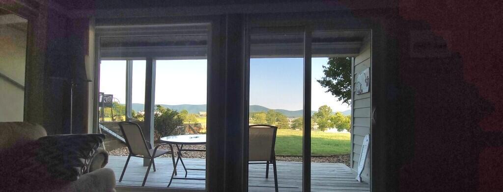Image 3: 02-Lake View - All Lake Facing Doors and