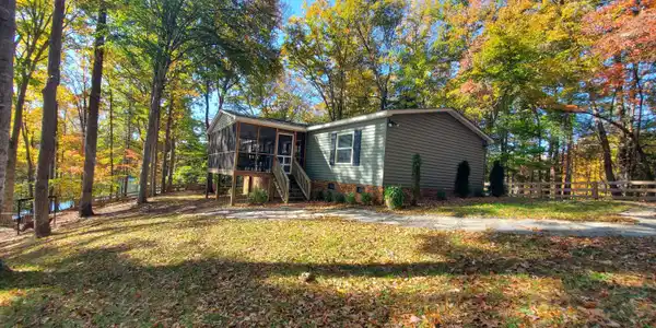 524 Fox Chase RD