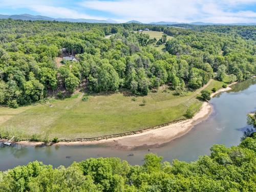 Image 1: Lot 27 River Rock