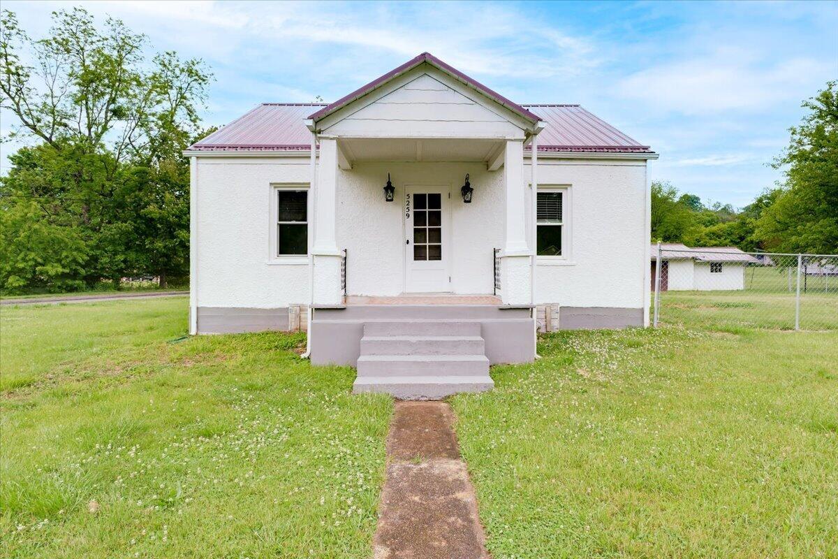 Image 2: 01-5259 Historic Dr-1