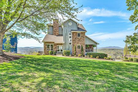4510 Windy Gap DR