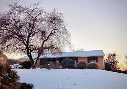 1124 Roundtree DR