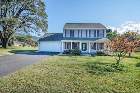 90 OAK DR