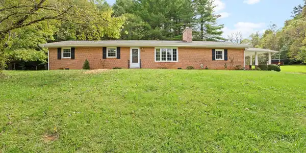 2560 Fishers View RD