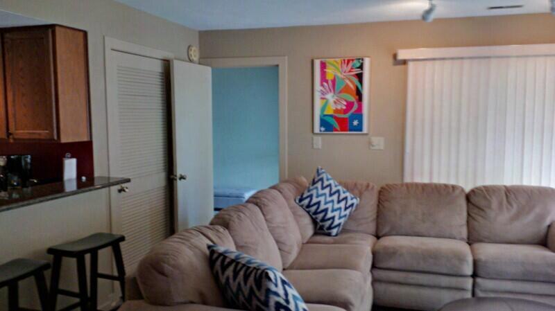 Image 3: 03-Living Room toward bedroom.