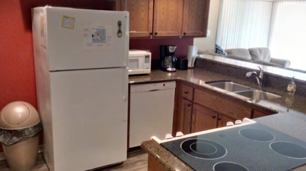 Image 4: 04-Photo 4