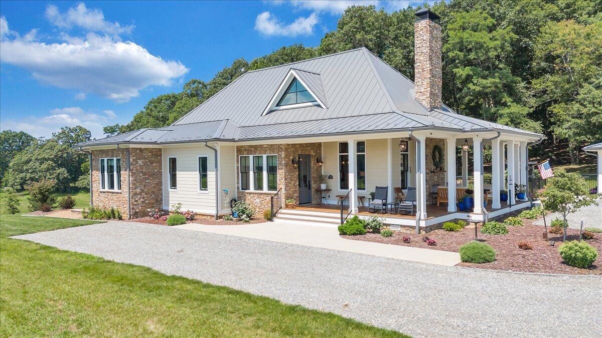 Image 2: 002-DJI_20250724120119_0093_D