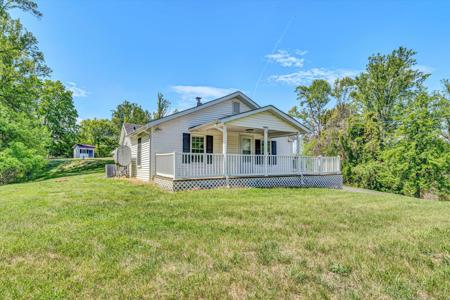 5678 Yellow Mountain RD