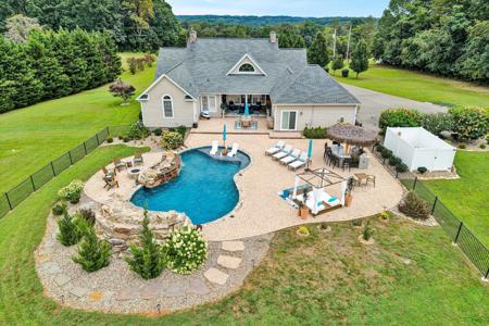 1483 Morgans Church RD