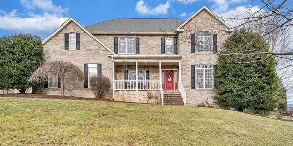 185 Walnut Manor DR