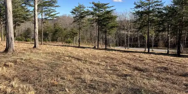 Lot 5 JFK BLVD