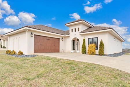 26 Royal Tern ST
