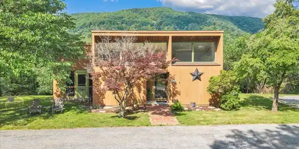 180 Daleview DR