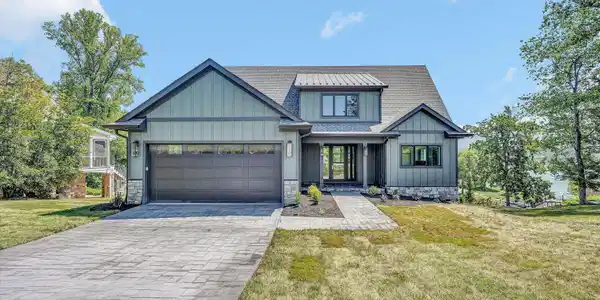 197 Mountain Shore DR