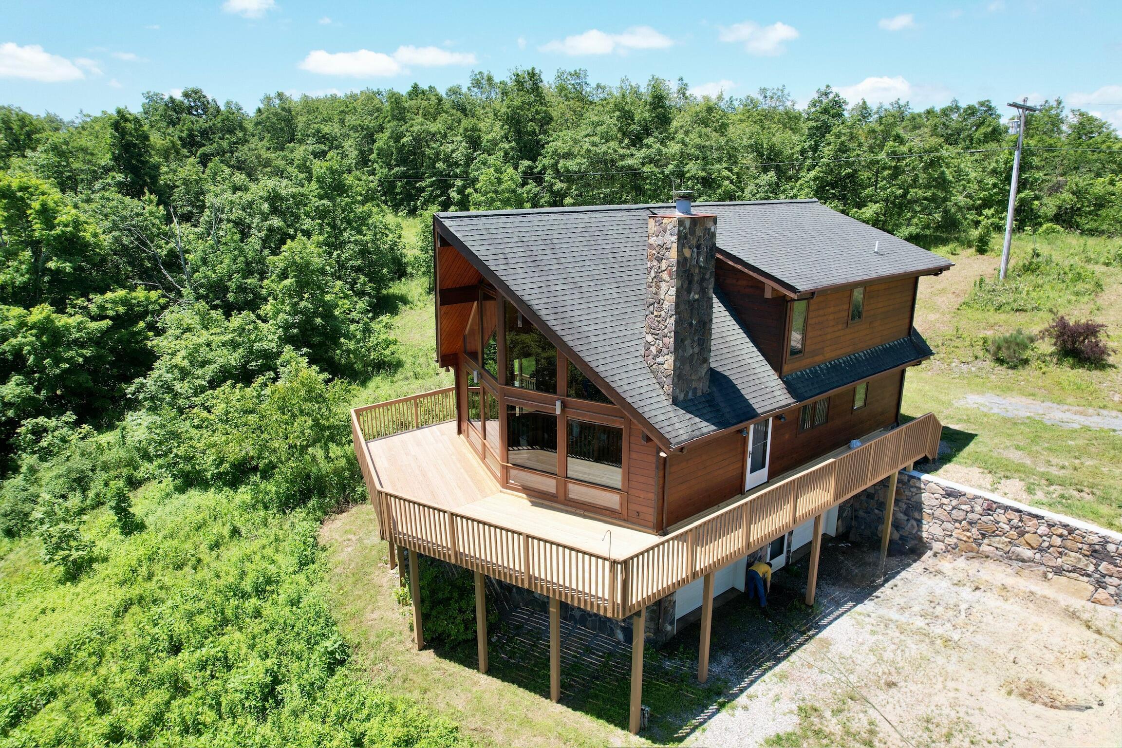 Image 4: 3850 Potts Mountain