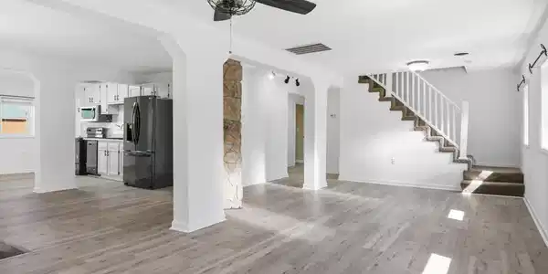 Image 3: 2-6458-Piney-Woods-Rd-Riner
