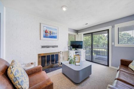 45 Sailors Cove DR