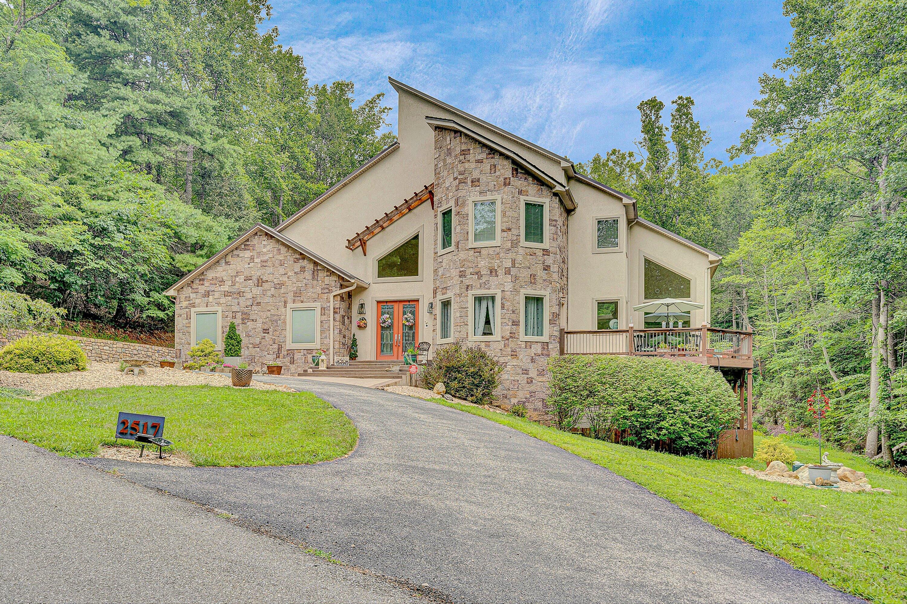 Image 2: 01-SGM-03497