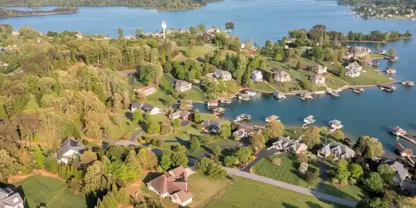 Image 4: 094-72-DJI_0727