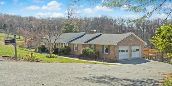 4339 Denbeigh CIR
