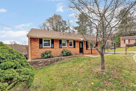 2850 Archer CIR