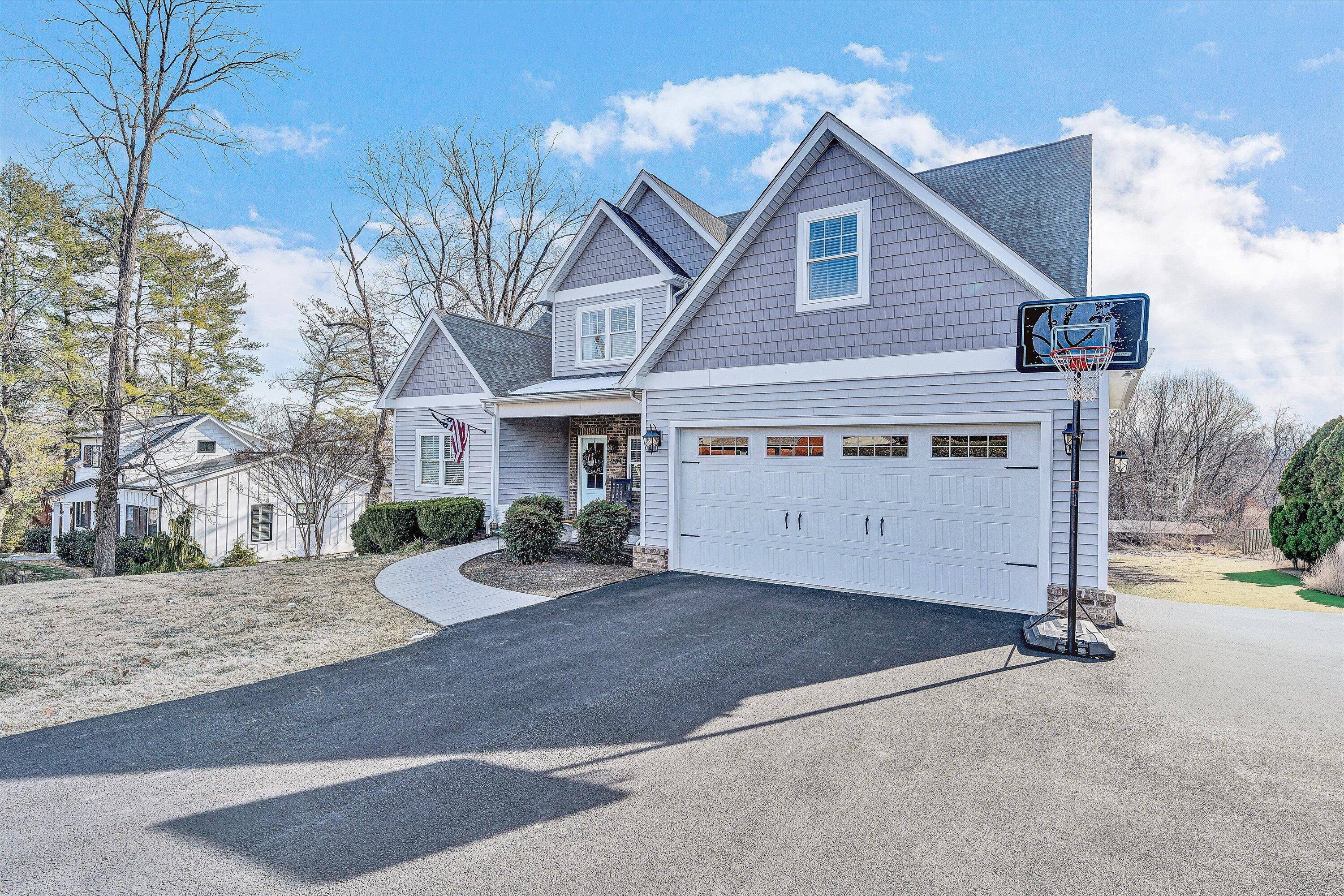 Image 3: 03-DSC00007