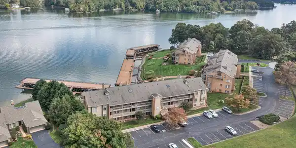 835 Gangplank RD
