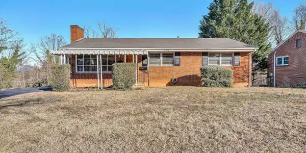 6065 Thornrose RD
