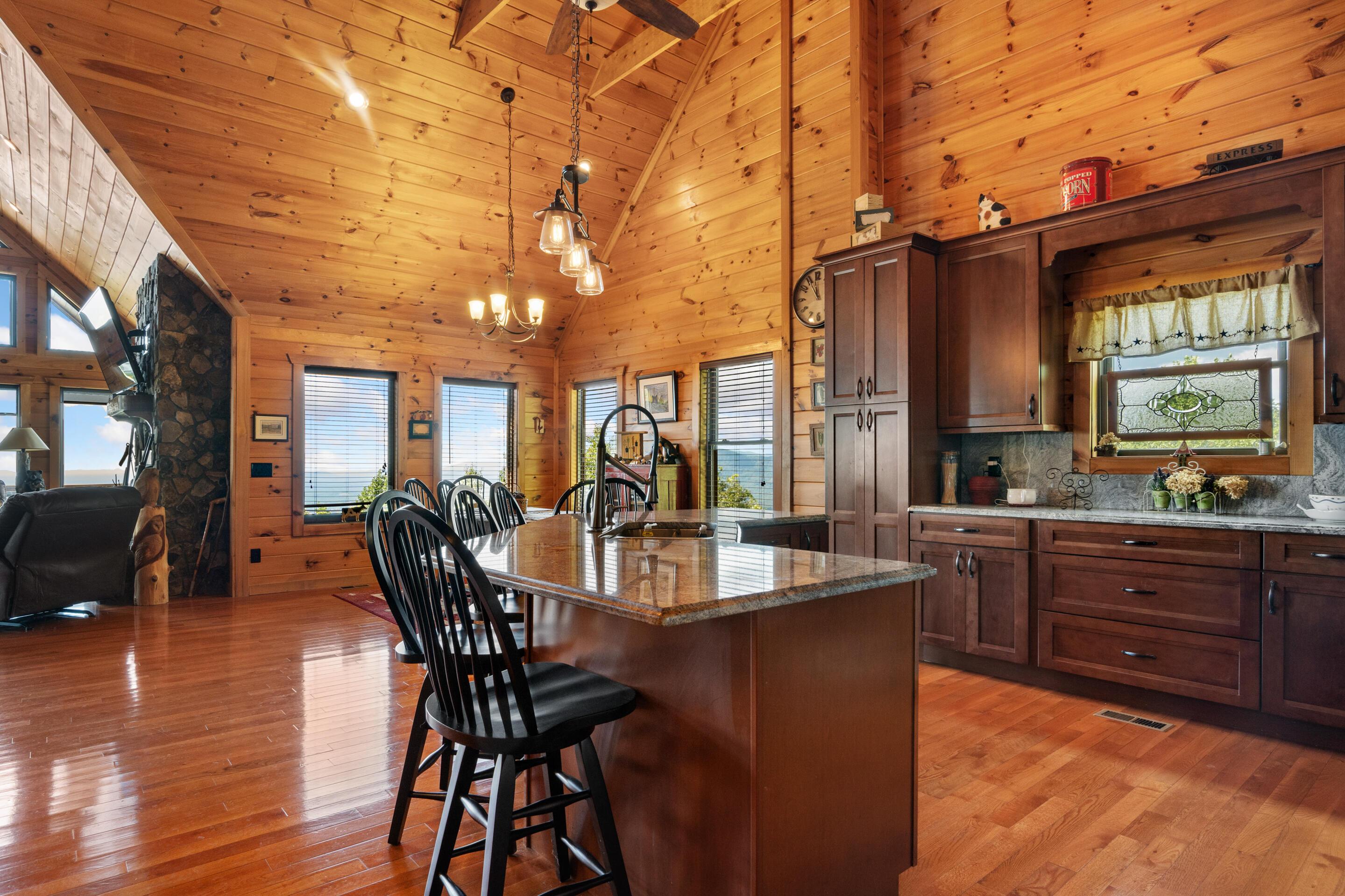 Image 3: 22-316-Reflections-Point-Trl-Fancy-Gap