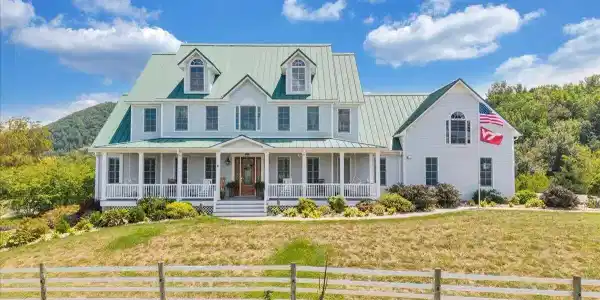 544 Pico RD