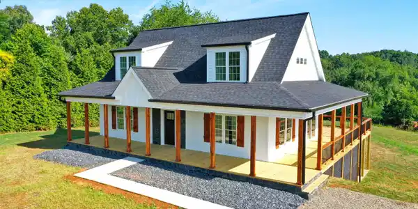 426 Creighton DR