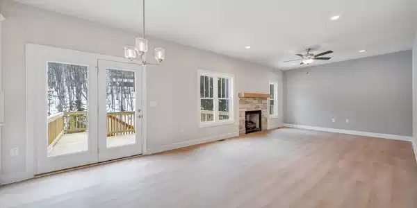 Image 3: 01-Living Room