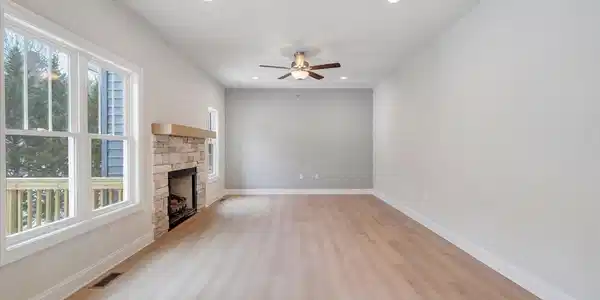 Image 4: 02-Living Room 2