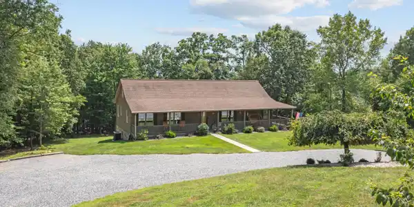 876 Sherwood DR