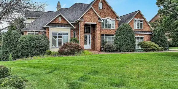 561 Ashley WAY