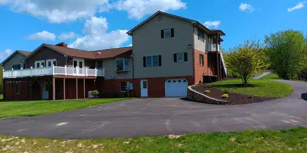2763 TRINITY RD