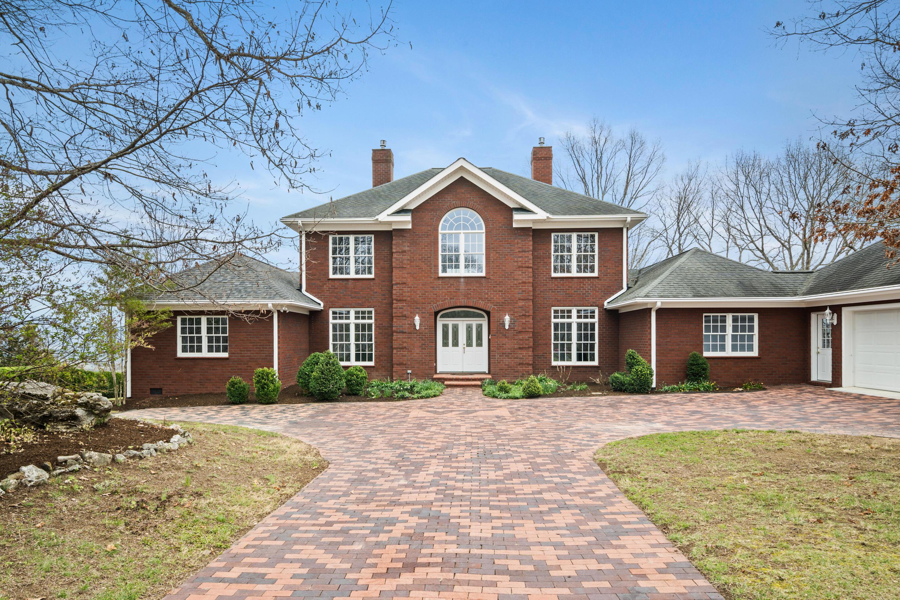 Image 3: 63-501-Mill-Pointe-Rd-Blacksburg