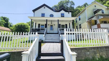 801 Concord ST