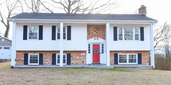28 Spruce CIR