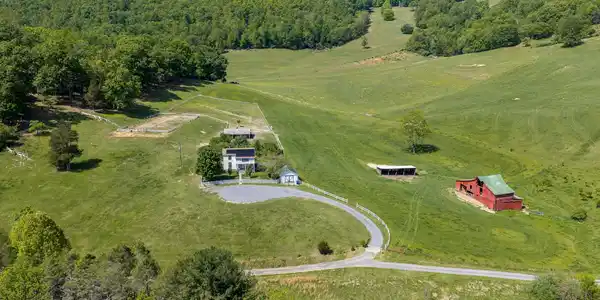75 Margarets LN