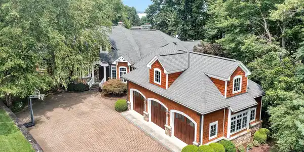 52 Anthony Ford RD
